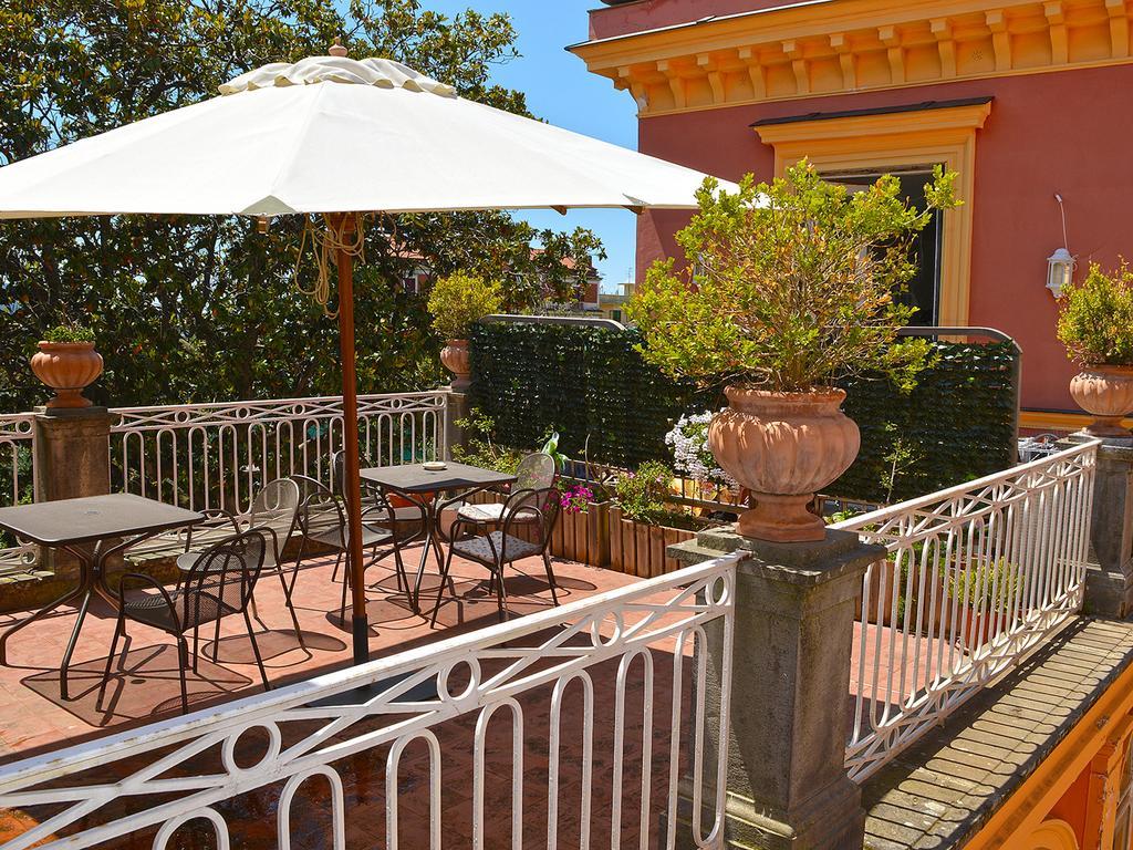 Hotel The Secret Garden Relais à Piano di Sorrento Extérieur photo